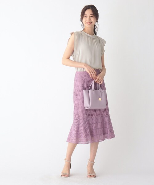 index（インデックス）の「◆ブーケフラワーアソートヨウリュウブラウス【WEB限定サイズ】（シャツ/ブラウス・レディース・ネイビー系/ライトグレー/ブルー系・36/42/38/40）」の12枚目の写真