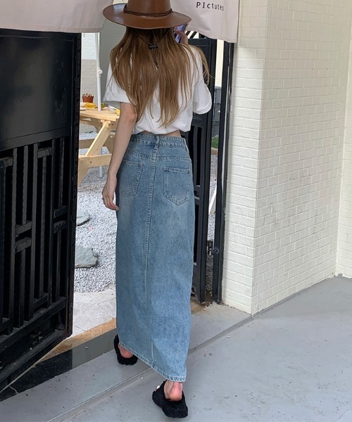 MANGROVE（マングローブ）の「フロントスリットIラインデニムスカート（デニムスカート・レディース・ブルー・MEDIUM/LARGE）」の8枚目の写真