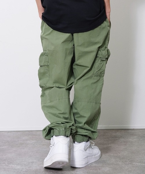 Carhartt WIP（カーハートダブリューアイピー）の「Carhartt WIP(カーハート ワークインプログレス) バーム カーゴパンツ（カーゴパンツ・メンズ・ブラック/カーキ/ブルー・M/L）」の12枚目の写真