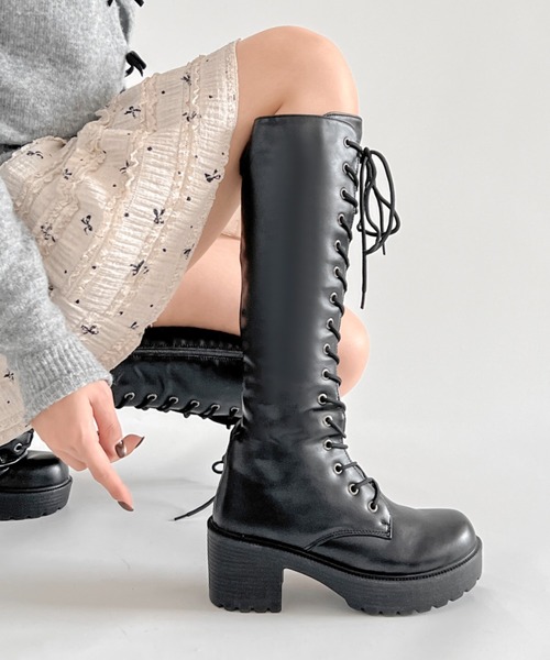 Shoes in Closet（シューズインクローゼット）の「厚底 ヒール レース