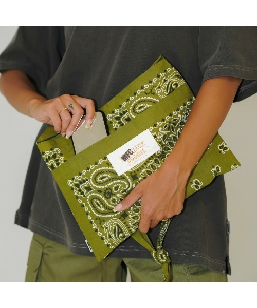 MFC STORE(エムエフシーストア)の「MFC STORE x NEW JACK BOOGIE Fabric by HAV-A-HANK Musette(ショルダーバッグ・メンズ・ネイビー/レッド/カーキ・ONE SIZE)」の5枚目の写真