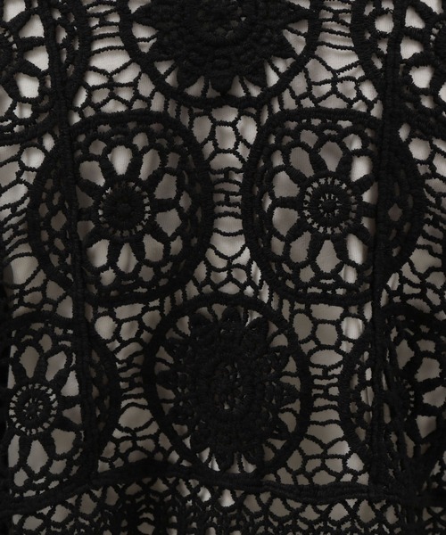 LAKOLE（ラコレ）の「モチーフレースショートカーディガン / 126939（カーディガン/ボレロ・レディース・ブラック/ナチュラル・SMALL/MEDIUM）」の7枚目の写真