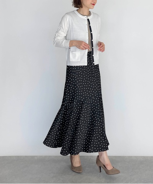 PICCIN（ピッチン）の「シェルボタンバイカラーカーディガン（カーディガン/ボレロ・レディース・ホワイト/ブラック/グレー/ブルー/サーモンピンク・M）」の11枚目の写真