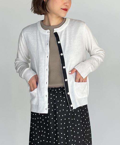 PICCIN（ピッチン）の「シェルボタンバイカラーカーディガン（カーディガン/ボレロ・レディース・ホワイト/ブラック/グレー/ブルー/サーモンピンク・M）」の6枚目の写真