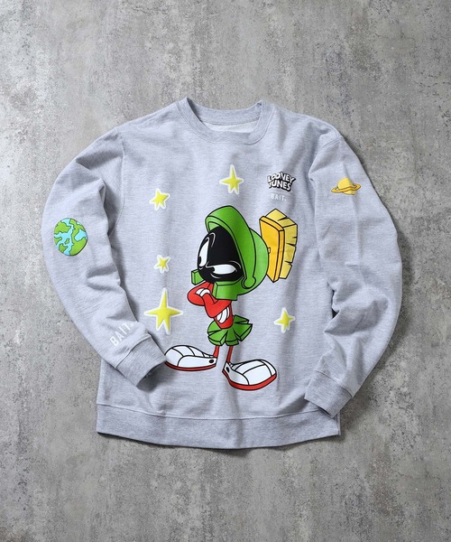 BAIT(ベイト)の「BAIT (INC) MARVIN THE MARTIAN STARS CRW 226-MTM-CRW-001(スウェット・メンズ・グレー・LARGE/MEDIUM/X-LARGE/XX-LARGE)」の6枚目の写真