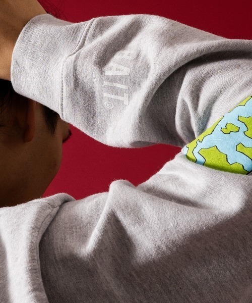 BAIT(ベイト)の「BAIT (INC) MARVIN THE MARTIAN STARS CRW 226-MTM-CRW-001(スウェット・メンズ・グレー・LARGE/MEDIUM/X-LARGE/XX-LARGE)」の5枚目の写真