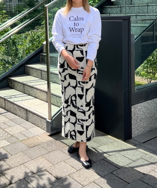 EMMA LIMBER(エマリンバー)の「Calm Long Sleeve T-shirt(カームスリーブロングTシャツ)(Tシャツ/カットソー・レディース・オフホワイト/ブラウン・FREE)」の15枚目の写真