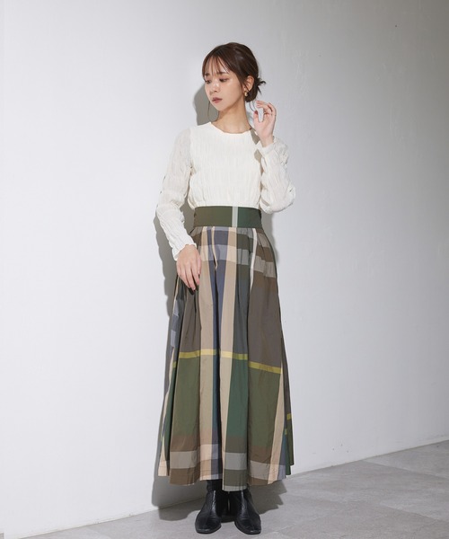 ADIRA（アディラ）の「メモリータフタチェックロングスカート（スカート・レディース・オレンジ/グリーン・MEDIUM）」の13枚目の写真