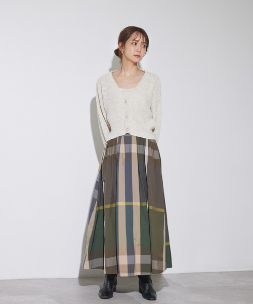 ADIRA（アディラ）の「メモリータフタチェックロングスカート（スカート・レディース・オレンジ/グリーン・MEDIUM）」の4枚目の写真