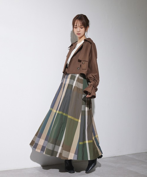 ADIRA（アディラ）の「メモリータフタチェックロングスカート（スカート・レディース・オレンジ/グリーン・MEDIUM）」の9枚目の写真