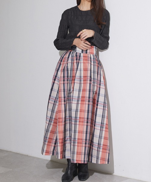 ADIRA（アディラ）の「メモリータフタチェックロングスカート（スカート・レディース・オレンジ/グリーン・MEDIUM）」の16枚目の写真