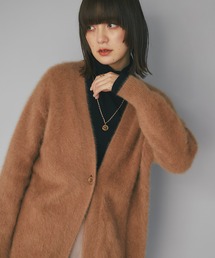 思わず触れたくなる、柔らかな質感/ファーヤーンロングカーデ