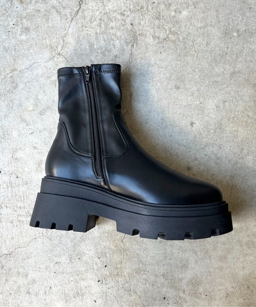 prose verse（プロズヴェール）の「トラックソールストレッチショートブーツ（ブーツ・レディース・ブラック/ブラック系その他・LARGE/X-LARGE/SMALL/MEDIUM）」の5枚目の写真