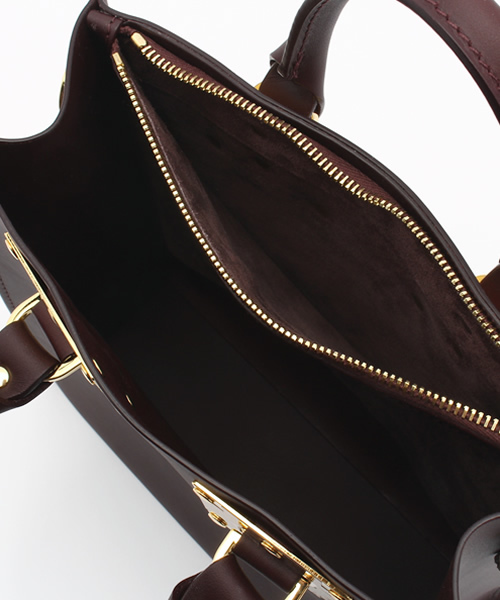 Sophie Hulme（ソフィーヒュルム）の「SOPHIE HULME 『ALBION』スクエアミニトートバッグ（トートバッグ・レディース・ブラック/ブルー/ライトブラウン/ワイン・FREE）」の22枚目の写真