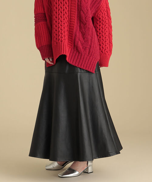 Ray BEAMS（レイビームス）の「Ray BEAMS / フェイクレザー フレア スカート（スカート・レディース・ブラック/ブラウン系その他3・1/0）」の10枚目の写真