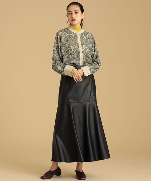 Ray BEAMS（レイビームス）の「Ray BEAMS / フェイクレザー フレア スカート（スカート・レディース・ブラック/ブラウン系その他3・1/0）」の16枚目の写真