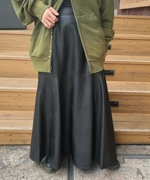 Ray BEAMS | Ray BEAMS / フェイクレザー フレア スカート(スカート)