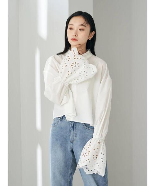 earth music&ecology（アースミュージックアンドエコロジー）の「袖レースショートシャツブラウス（シャツ/ブラウス・レディース・ブラック/ベージュ/オフホワイト・FREE）」の7枚目の写真