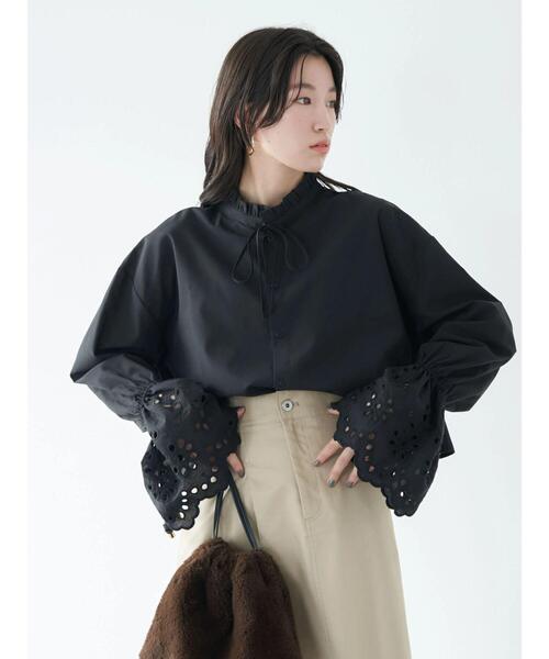 earth music&ecology（アースミュージックアンドエコロジー）の「袖レースショートシャツブラウス（シャツ/ブラウス・レディース・ブラック/ベージュ/オフホワイト・FREE）」の13枚目の写真