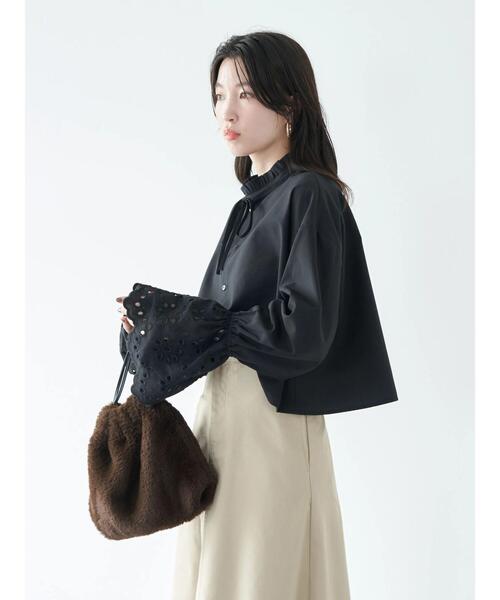 earth music&ecology（アースミュージックアンドエコロジー）の「袖レースショートシャツブラウス（シャツ/ブラウス・レディース・ブラック/ベージュ/オフホワイト・FREE）」の14枚目の写真