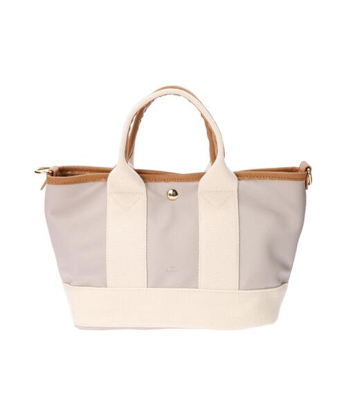 Samansa Mos2 blue(サマンサモスモスブルー)の「合皮ヨコナガ2WAYトート(ハンドバッグ・レディース・ブラック/グレー/キナリ・フリ-)」の1枚目の写真