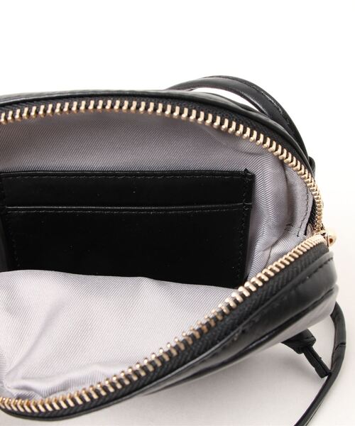 Samantha Thavasa Petit Choice(サマンサタバサ プチチョイス)の「ゴールドコインモチーフ ミニショルダーバッグ(ハンドバッグ・レディース・ブラック/グレイッシュベージュ/ネイビー/レッド・FREE)」の11枚目の写真