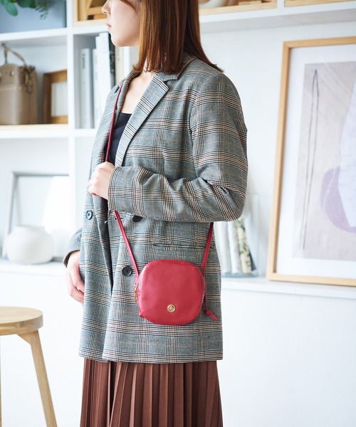 Samantha Thavasa Petit Choice(サマンサタバサ プチチョイス)の「ゴールドコインモチーフ ミニショルダーバッグ(ハンドバッグ・レディース・ブラック/グレイッシュベージュ/ネイビー/レッド・FREE)」の4枚目の写真