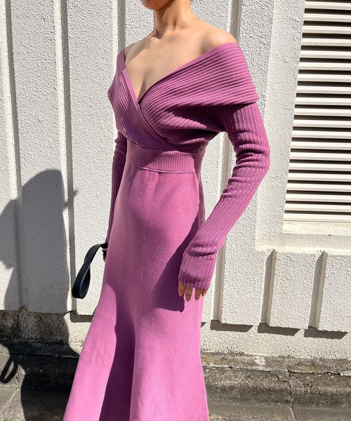 Jewelobe(ジュエローブ)の「カシュクールロングマーメイドニットワンピース(ワンピース・レディース・パープル/ブラック/アイボリー・FREE)」の5枚目の写真