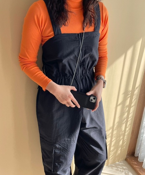 Me%（ミィパーセント）の「【iPhone13対応】フェイクレザーカラビナツキiPhoneケース（スマホケース/カバー・レディース・ベージュ/ブラウン/ブラック/ピンク/モカ・FREE）」の8枚目の写真