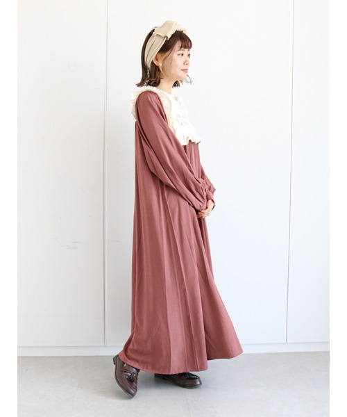 ehka sopo（エヘカソポ）の「【くらはしれい】花刺繍切替ワンピース