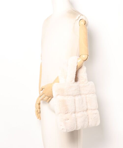 ottilie（オティーリエ）の「【 ottilie / オティーリエ 】 エコファーハンドバッグ（ハンドバッグ・レディース・オフホワイト/ブラウン・FREE）」の4枚目の写真