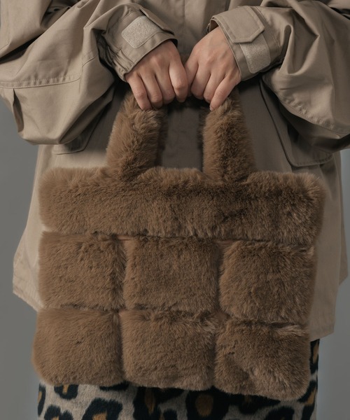 ottilie（オティーリエ）の「【 ottilie / オティーリエ 】 エコファーハンドバッグ（ハンドバッグ・レディース・オフホワイト/ブラウン・FREE）」の8枚目の写真