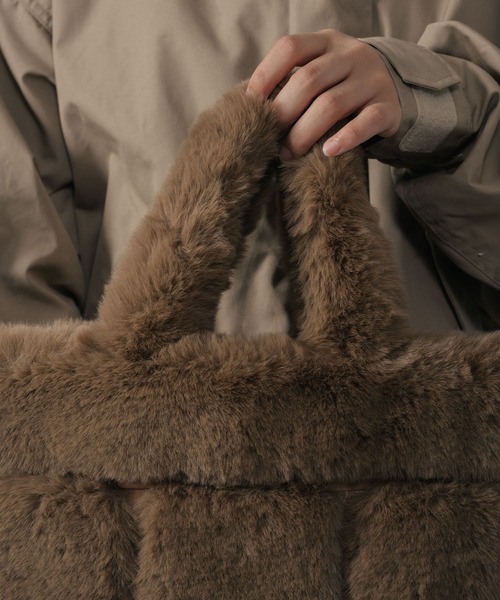 ottilie（オティーリエ）の「【 ottilie / オティーリエ 】 エコファーハンドバッグ（ハンドバッグ・レディース・オフホワイト/ブラウン・FREE）」の9枚目の写真