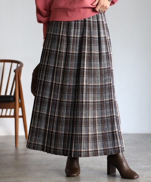 EASEBLUE(イーズブルー)の「大人チェックプリーツスカート(スカート・レディース・ネイビー/ブラウン・FREE)」の11枚目の写真