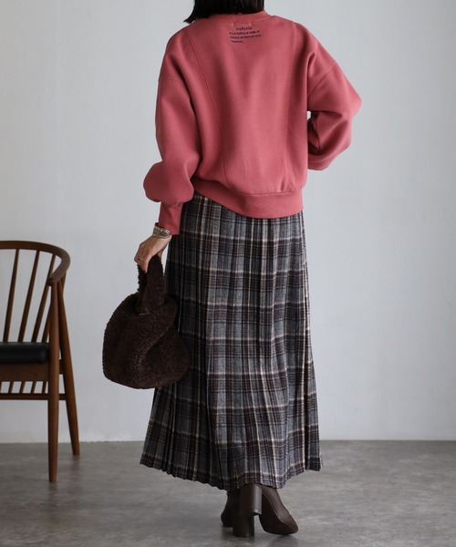 EASEBLUE(イーズブルー)の「大人チェックプリーツスカート(スカート・レディース・ネイビー/ブラウン・FREE)」の6枚目の写真