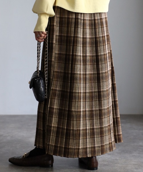 EASEBLUE(イーズブルー)の「大人チェックプリーツスカート(スカート・レディース・ネイビー/ブラウン・FREE)」の15枚目の写真