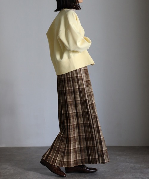 EASEBLUE(イーズブルー)の「大人チェックプリーツスカート(スカート・レディース・ネイビー/ブラウン・FREE)」の9枚目の写真