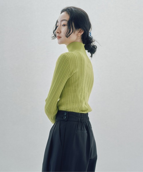 INSIIS(インシス)の「ランダムリブハイネックニット(ニット/セーター・レディース・ブラック/ブルー/グリーン・フリー)」の20枚目の写真