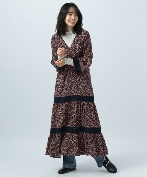 BAYFLOW(ベイフロー)の「ヴィンテージフラワーワンピース(ワンピース・レディース・ネイビー/サックスブルー・SMALL/MEDIUM)」の14枚目の写真
