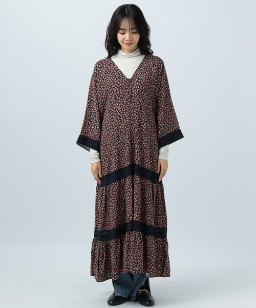 BAYFLOW(ベイフロー)の「ヴィンテージフラワーワンピース(ワンピース・レディース・ネイビー/サックスブルー・SMALL/MEDIUM)」の17枚目の写真