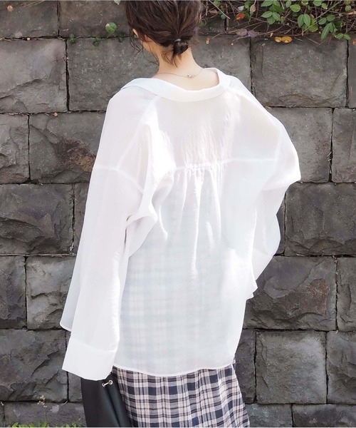 tiptop(ティップトップ)の「シアースリットスリーブシャツ(シャツ/ブラウス・レディース・A/オフホワイト/グレー系その他/グレイッシュベージュ・FREE)」の7枚目の写真