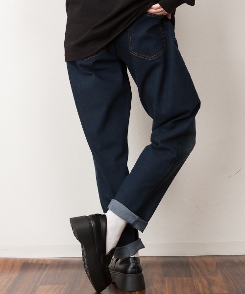 atONE(アットワン)の「atONE ウエストゴムテーパードデニムパンツ(デニムパンツ・レディース・ブルー/ワンウォッシュ/ネイビー・M/LL/L/3L/4L)」の7枚目の写真