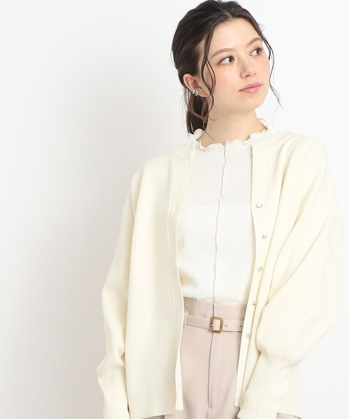 Cutie Blonde（キューティーブロンド）の「◆伸縮性ありで着やすい！ メローインナー（Tシャツ/カットソー・レディース・ホワイト系/ブラック/ライトグリーン・01/02/03）」の2枚目の写真