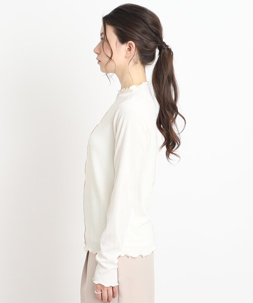 Cutie Blonde（キューティーブロンド）の「◆伸縮性ありで着やすい！ メローインナー（Tシャツ/カットソー・レディース・ホワイト系/ブラック/ライトグリーン・01/02/03）」の5枚目の写真