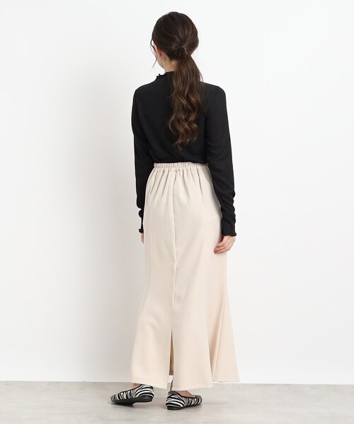 Cutie Blonde（キューティーブロンド）の「◆伸縮性ありで着やすい！ メローインナー（Tシャツ/カットソー・レディース・ホワイト系/ブラック/ライトグリーン・01/02/03）」の16枚目の写真