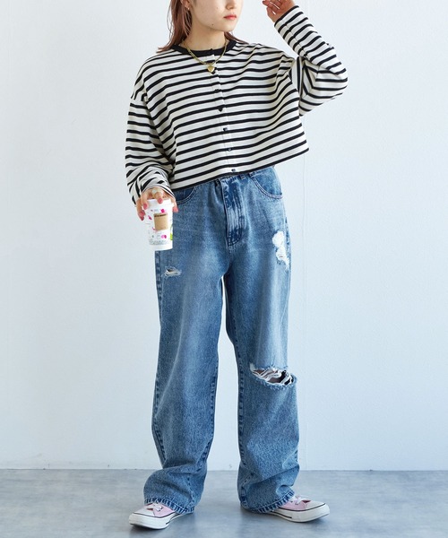 w closet(ダブルクローゼット)の「ハートボタンショート丈カーディガン(カーディガン/ボレロ・レディース・ブラック/サックスブルー/ピンク/ライム/アイボリー/ブラック×ホワイト・FREE)」の10枚目の写真