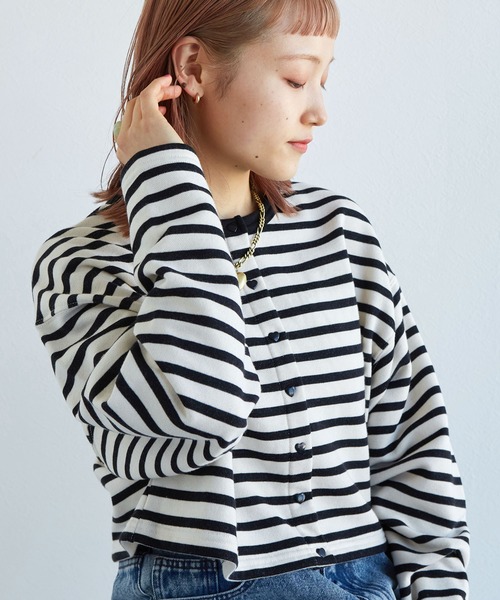 w closet（ダブルクローゼット）の「ハートボタンショート丈