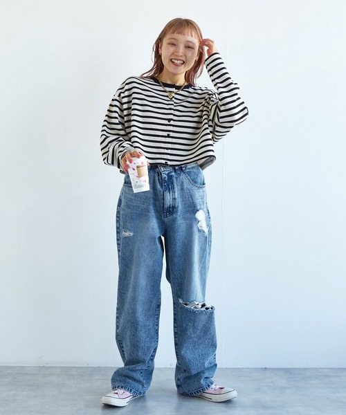 w closet(ダブルクローゼット)の「ハートボタンショート丈カーディガン(カーディガン/ボレロ・レディース・ブラック/サックスブルー/ピンク/ライム/アイボリー/ブラック×ホワイト・FREE)」の16枚目の写真