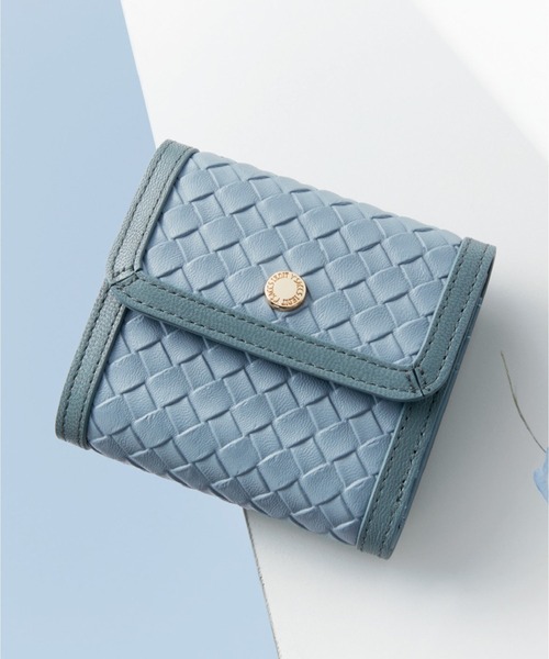 IEDIT（イディット）の「ＩＥＤＩＴ×Ｙ’ＳＡＣＣＳ　本革づかいのメッシュ風二つ折り財布〈ネモフィラブルー〉（財布・レディース・ブルー・ONE SIZE）」の3枚目の写真