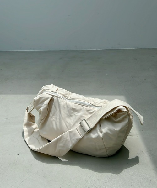 y/m（イム）の「ナイロンラウンドショルダーバッグ（ショルダーバッグ